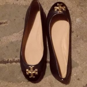 Brand New Tory burch black flats WOMEN'S